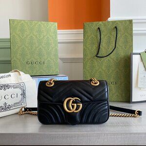 GUCCI GG Marmont Matelassé Mini Bag